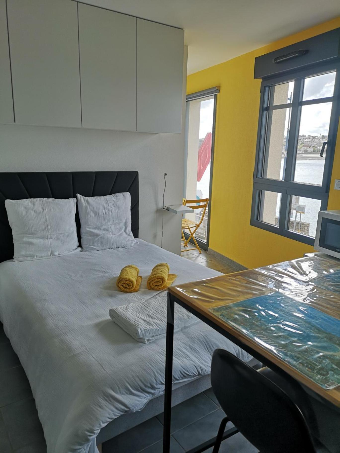 Appartement Devant La Mer Erquy Luaran gambar